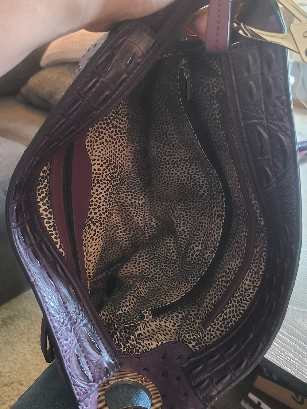 Purple Ostrich-Texture Shoulder Bag with Matching Wallet - Picture 4 of 5